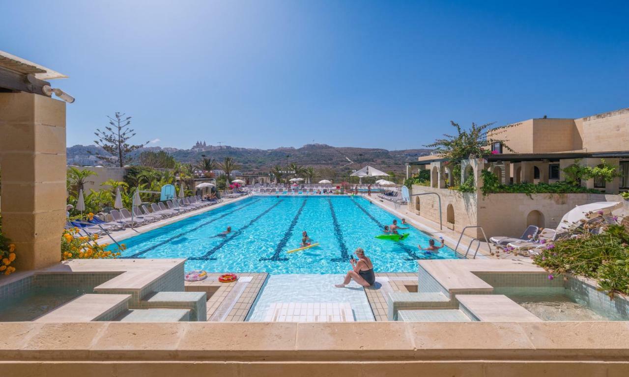Mellieha Holiday Centre Екстер'єр фото