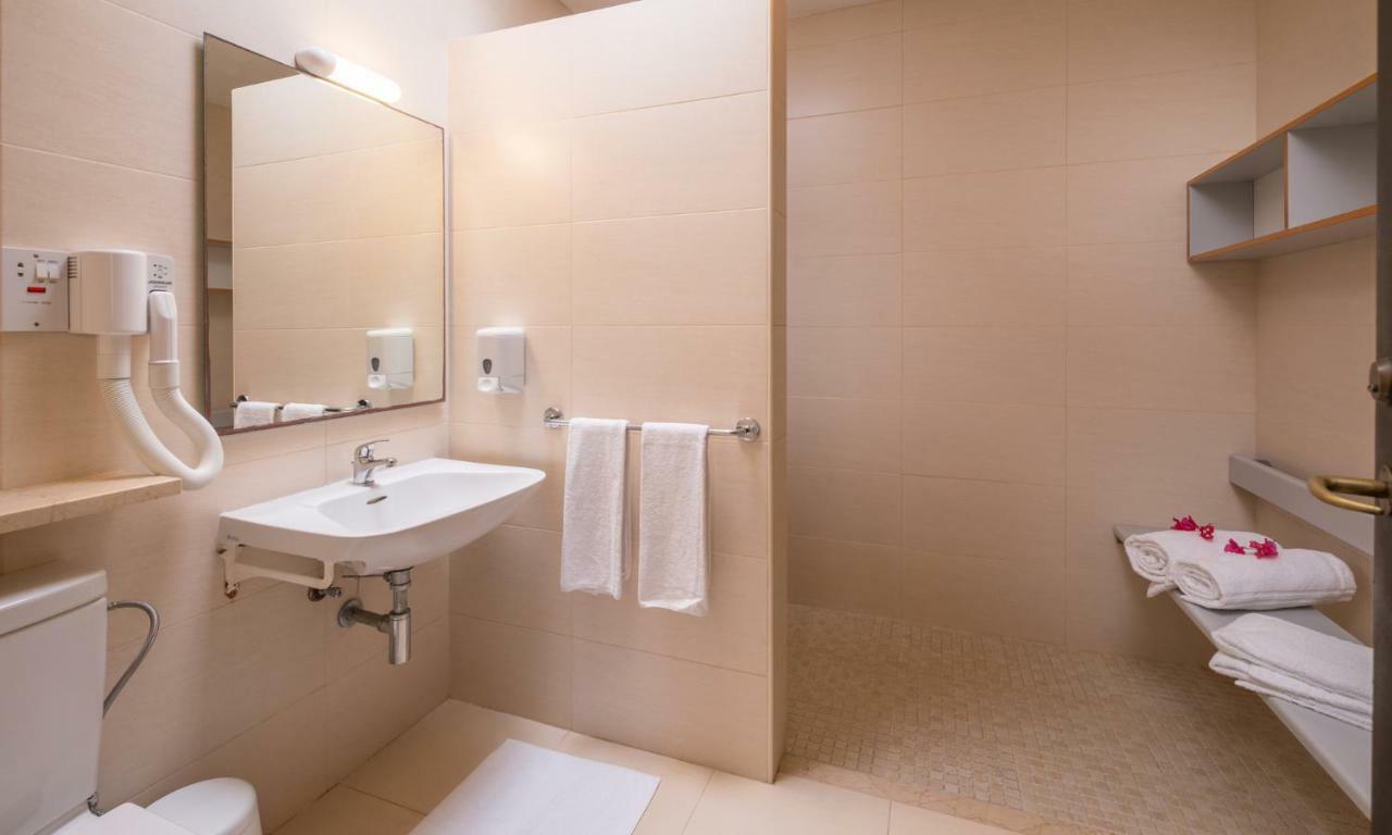 Mellieha Holiday Centre Екстер'єр фото