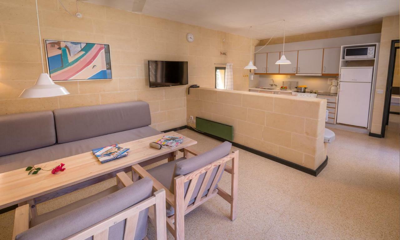 Mellieha Holiday Centre Екстер'єр фото
